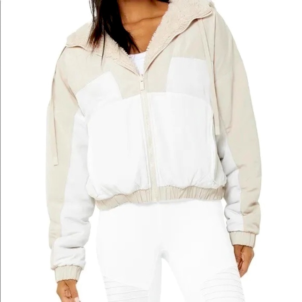 Alo Yoga Duality Sherpa Jacket XS Reversible Iconic Alo Jacket White/Bone - Picture 4 of 12